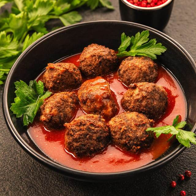 Meatballs with Tomato Sauce (3).